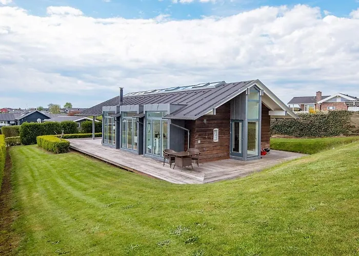 6 Person Holiday In Hejls